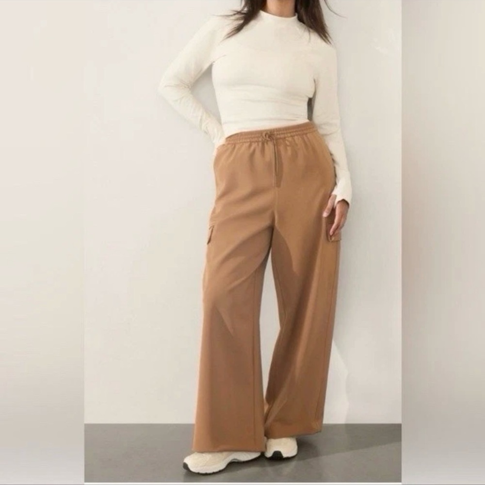 New Athleta promenade high rise wide leg cargo pants Women Mp Brown Casual Trave